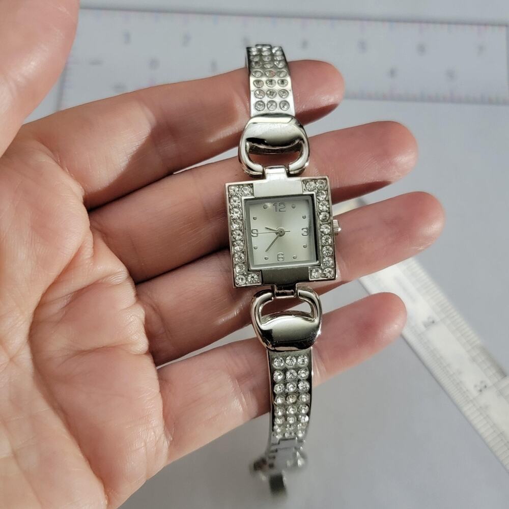 FMD Womens Watch White Dial 20mm Silver Case Stainless Bracelet Quartz